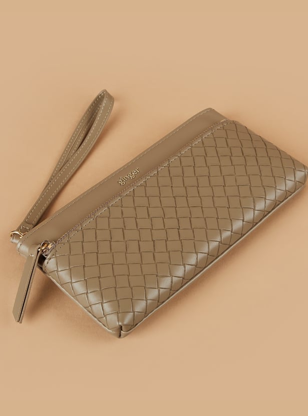 GINGER Woven Wristlet Wallet