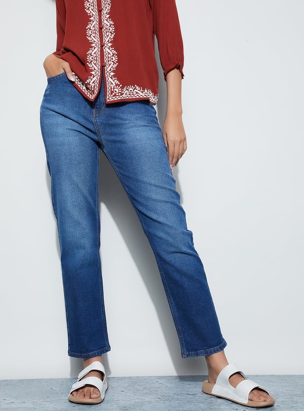 FAME FOREVER Stonewashed Straight Fit Jeans