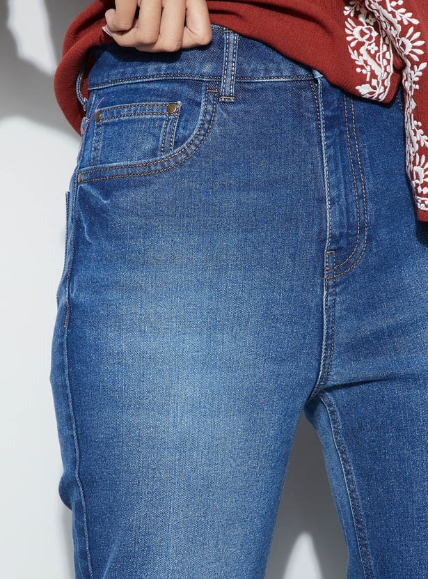FAME FOREVER Stonewashed Straight Fit Jeans