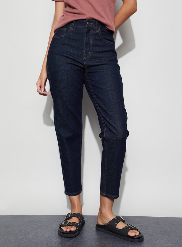 FAME FOREVER Solid Mom Fit Jeans