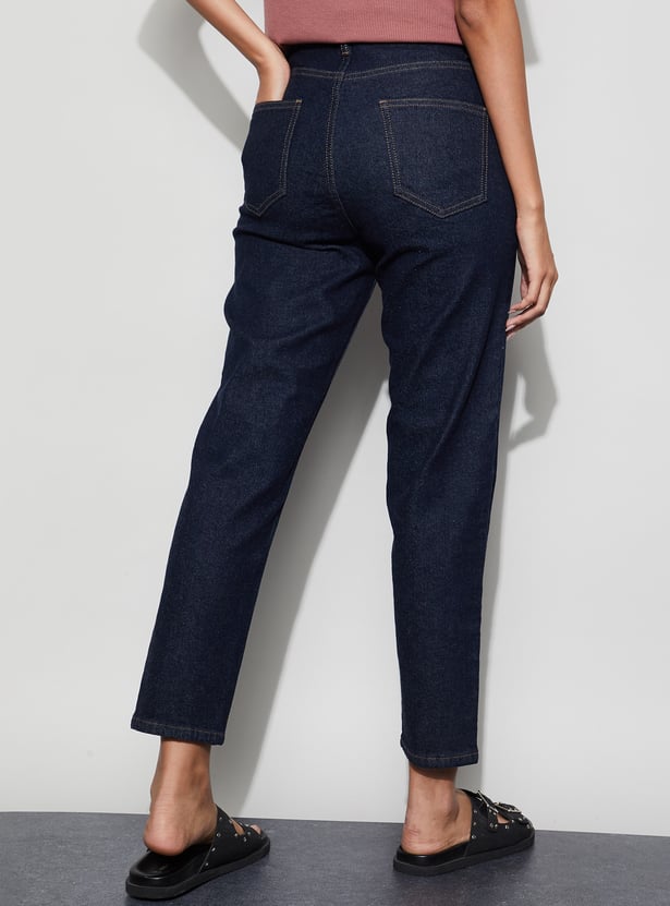 FAME FOREVER Solid Mom Fit Jeans