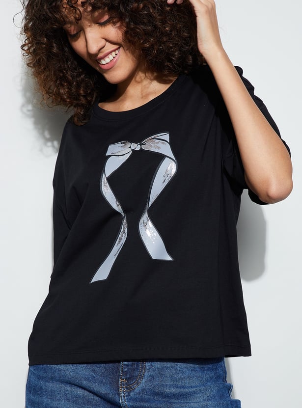 FAME FOREVER Bow Print T-shirt