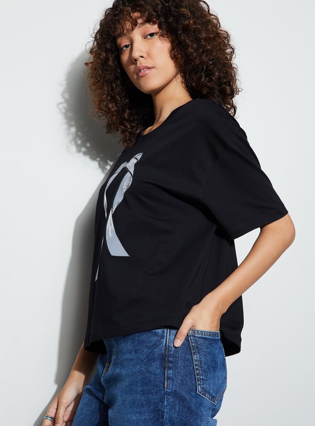 FAME FOREVER Bow Print T-shirt