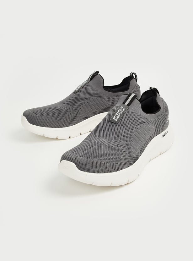 SKECHERS Go Walk Flex Solid Running Shoes
