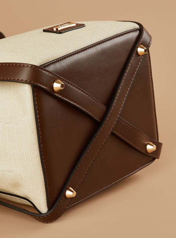GINGER Textured Handheld Bag