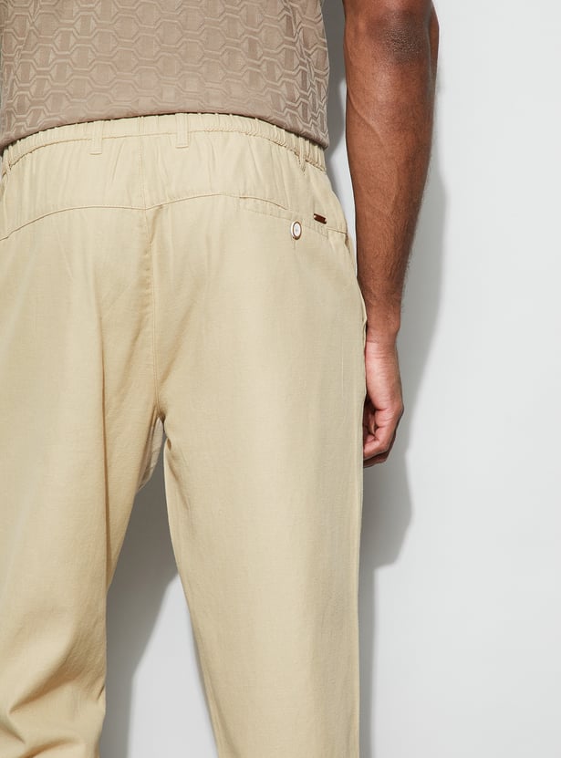 CODE UNWIND Solid Regular Fit Trousers