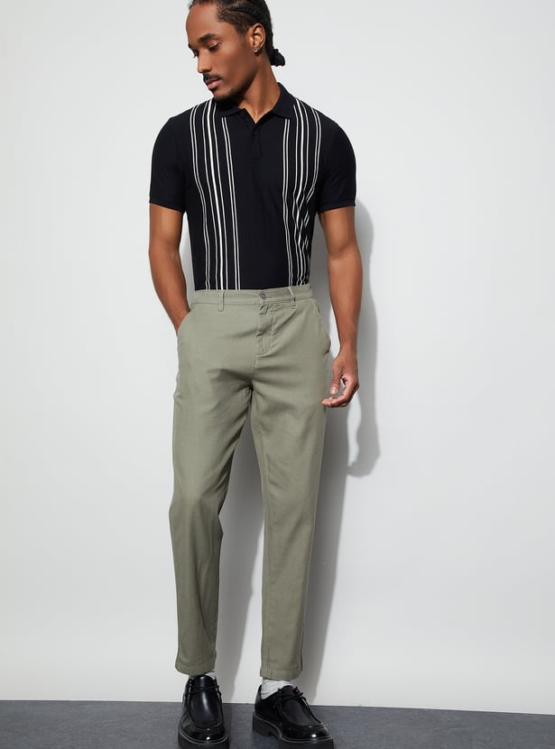 CODE UNWIND Solid Regular Fit Trousers