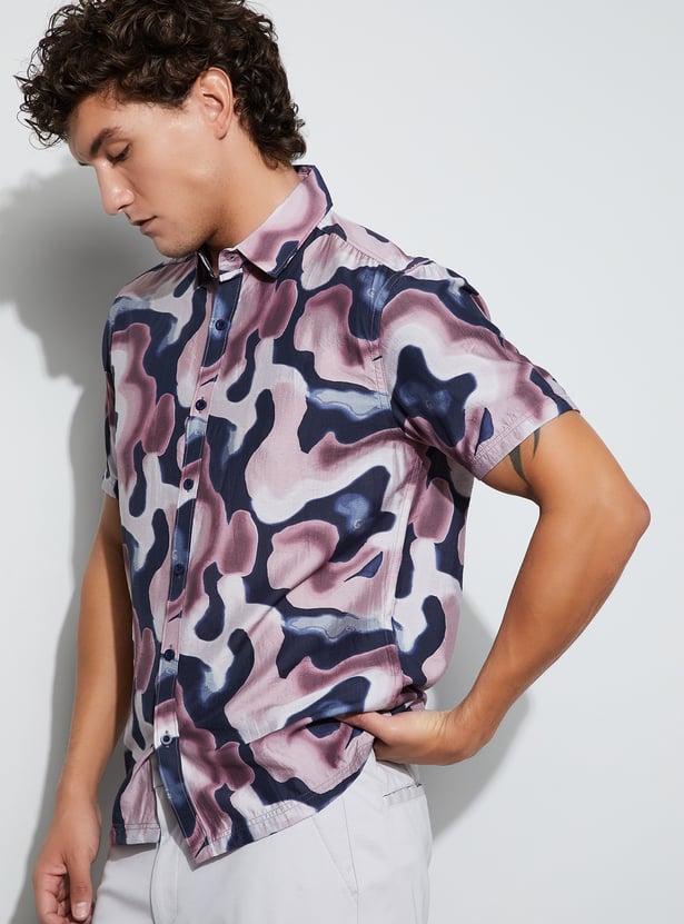 CODE UNWIND Printed Regular Fit Shirt