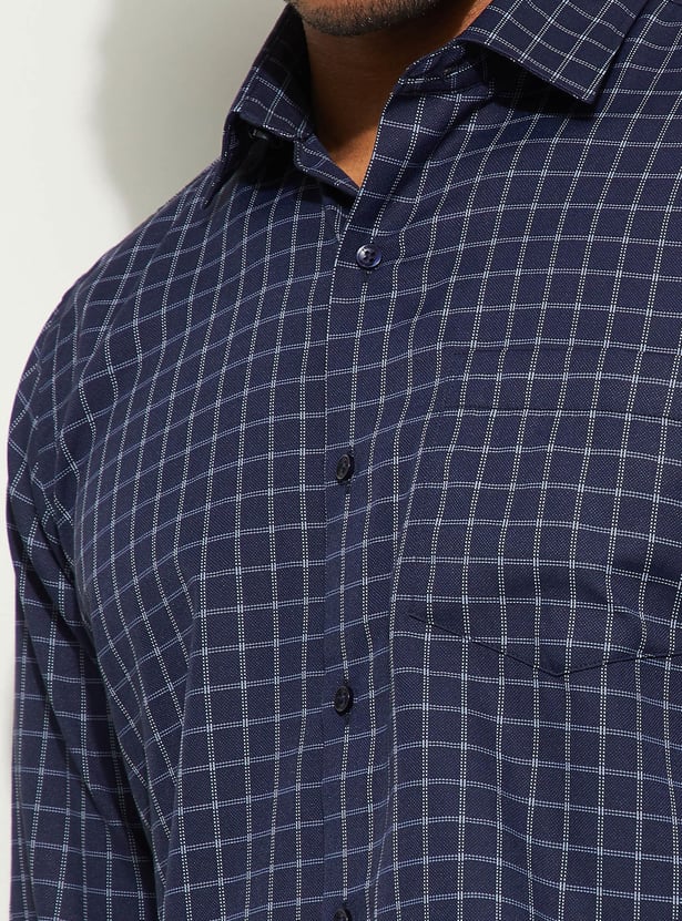 CODE Checked Regular Fit Formal Shirt