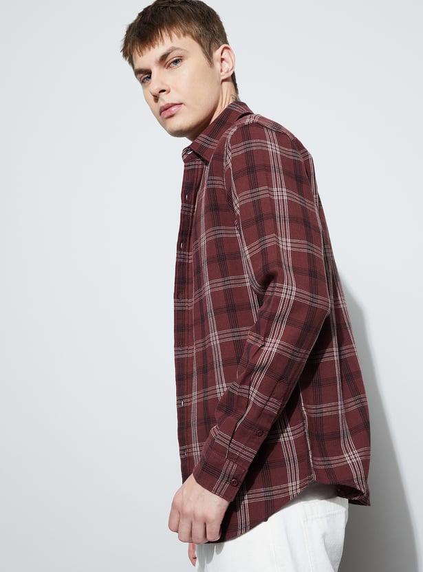 FAME FOREVER Checked Regular Fit Shirt