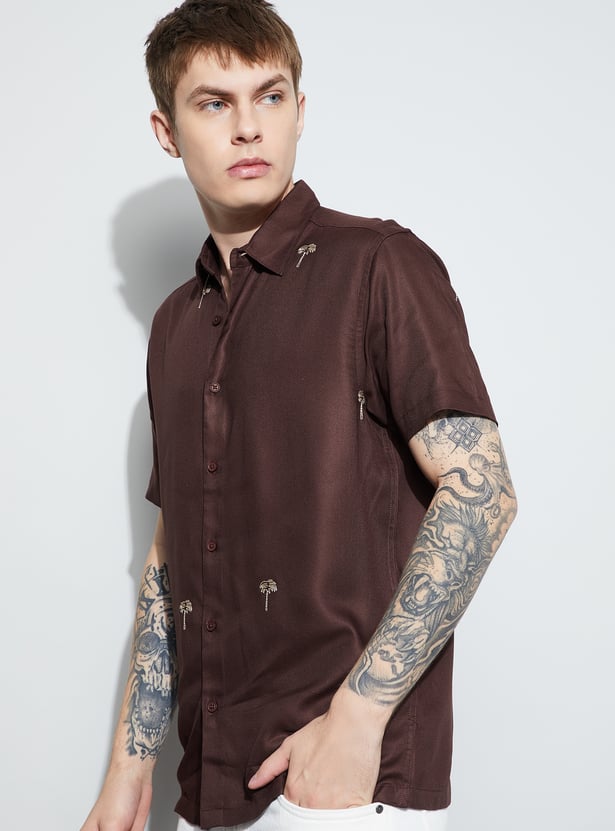 FAME FOREVER Embroidered Smart Fit Shirt