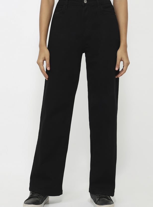 KRAUS Solid Medium Wash Straight Fit Jeans