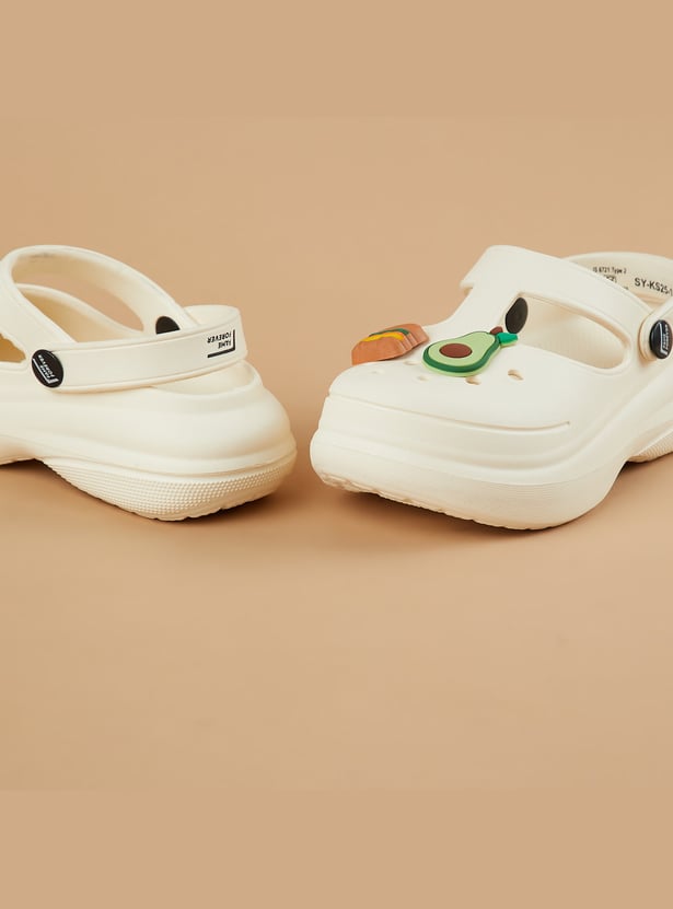 FAME FOREVER Girls T-strap Clogs with Charms