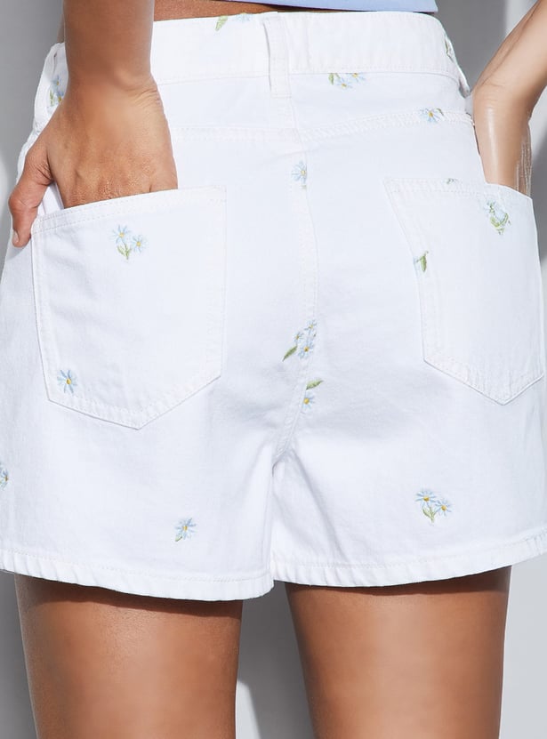 GINGER Floral Embroidered Shorts