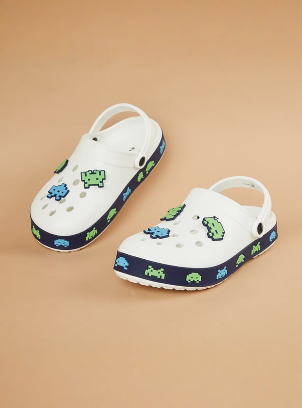 FAME FOREVER Boys Alien Design Sliders