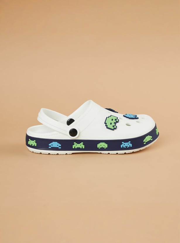FAME FOREVER Boys Alien Design Sliders