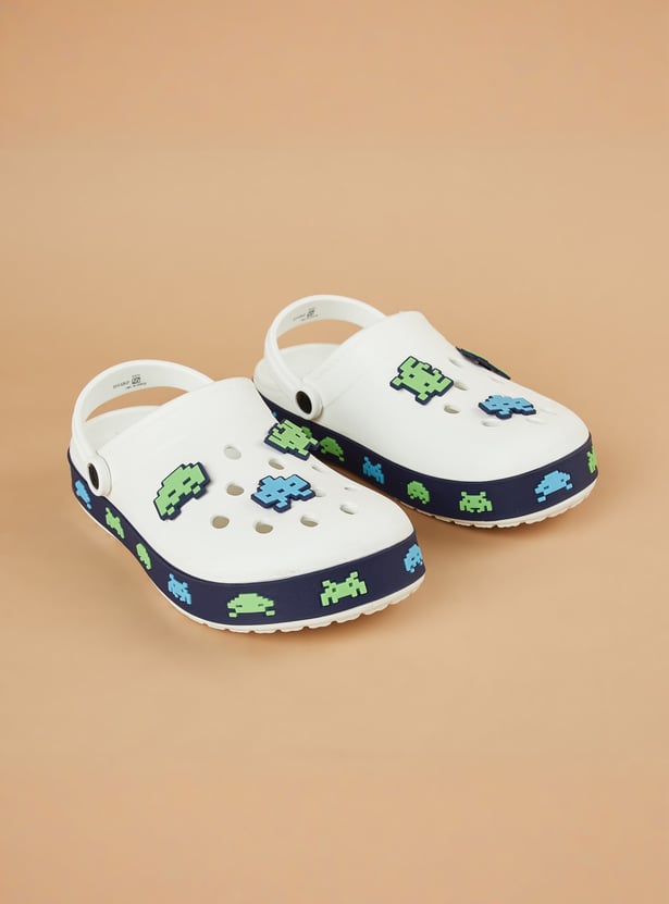 FAME FOREVER Boys Alien Design Sliders