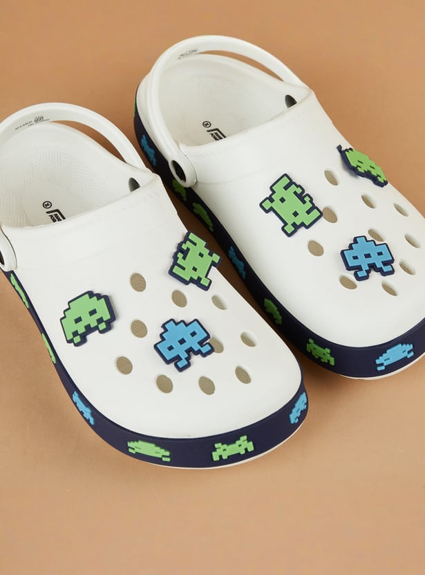 FAME FOREVER Boys Alien Design Sliders