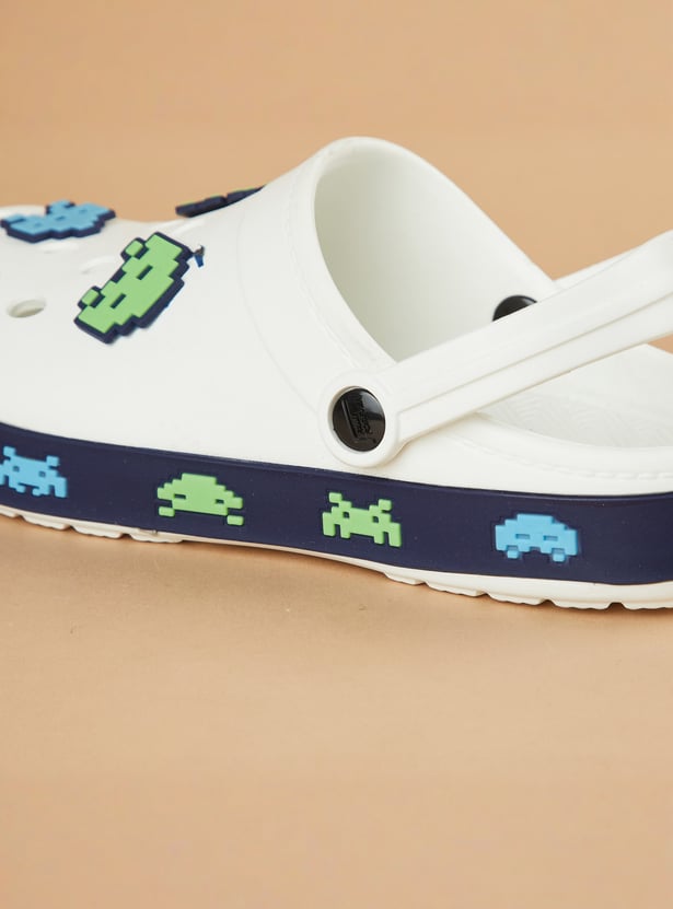 FAME FOREVER Boys Alien Design Sliders