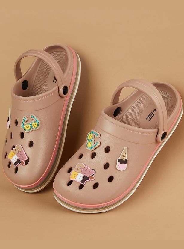 FAME FOREVER Girls Charms Clogs