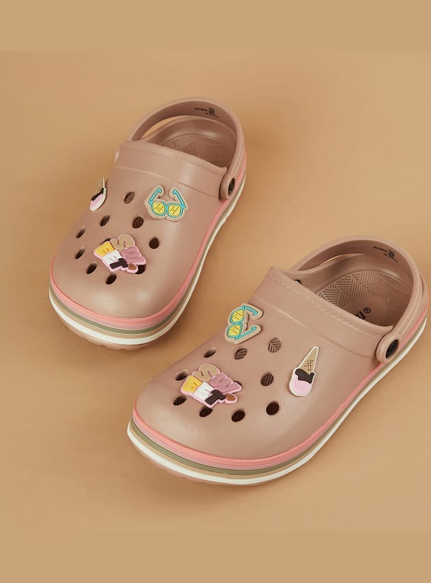 FAME FOREVER Girls Charms Clogs
