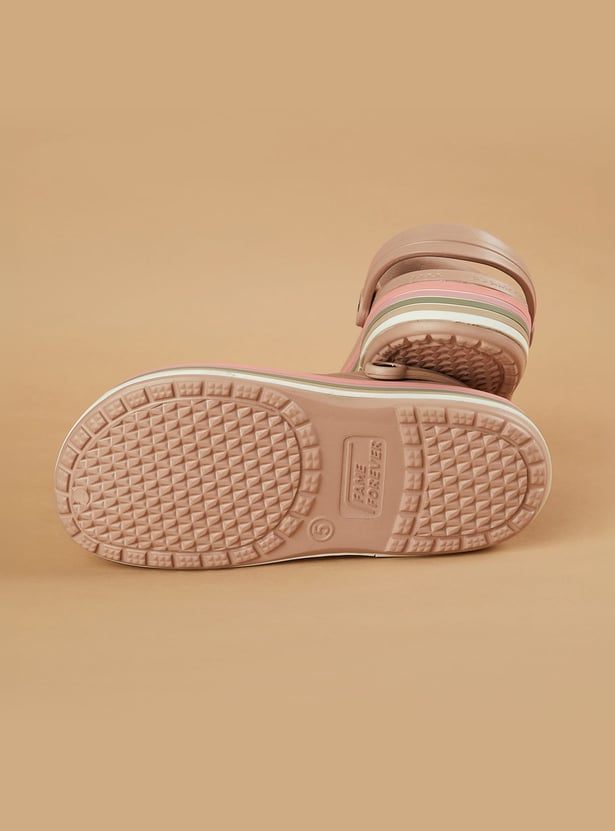 FAME FOREVER Girls Charms Clogs