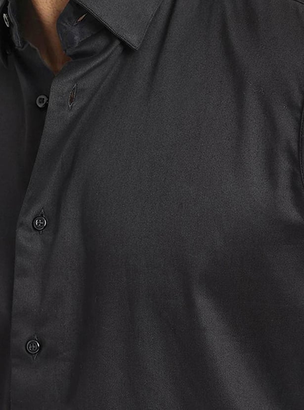 RARE RABBIT Solid Regular Fit Shirt