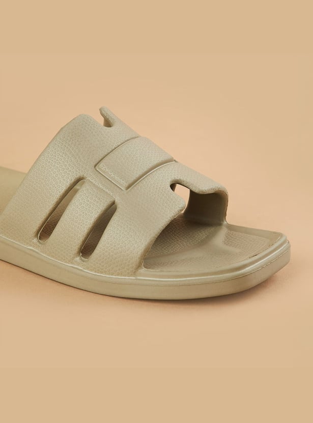 GINGER Textured Flip Flops