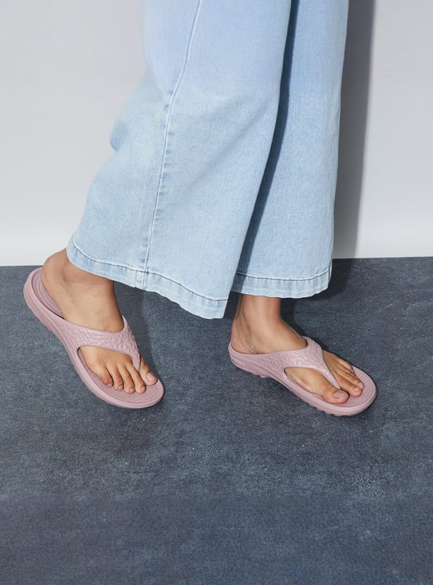 GINGER Embossed Flip Flops