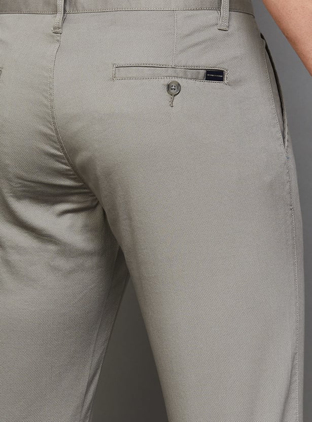 INDIAN TERRAIN Solid Brooklyn Trousers (Slim Straight)