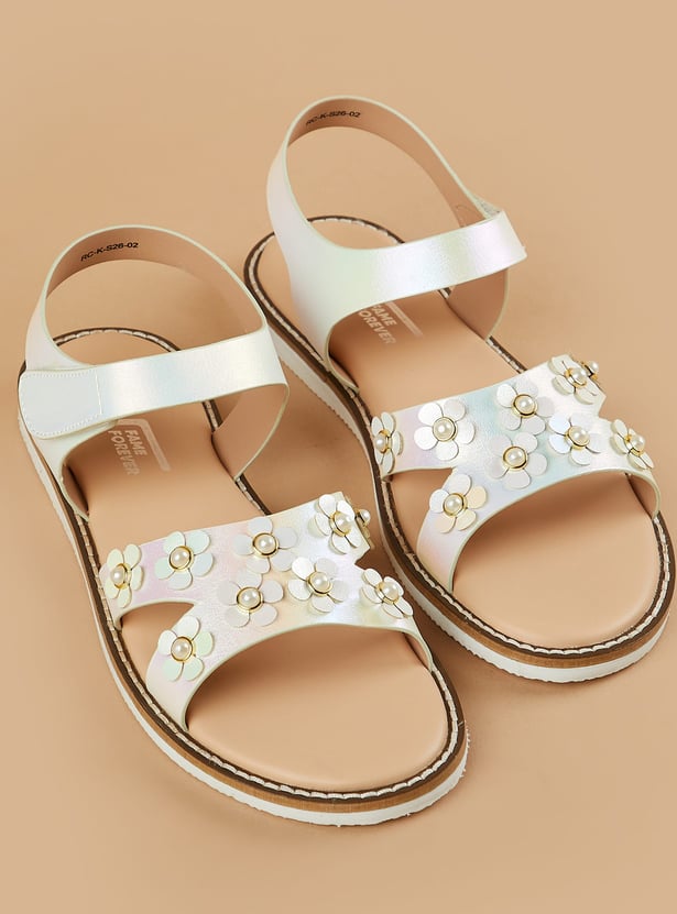 FAME FOREVER Girls Embellished Sandals