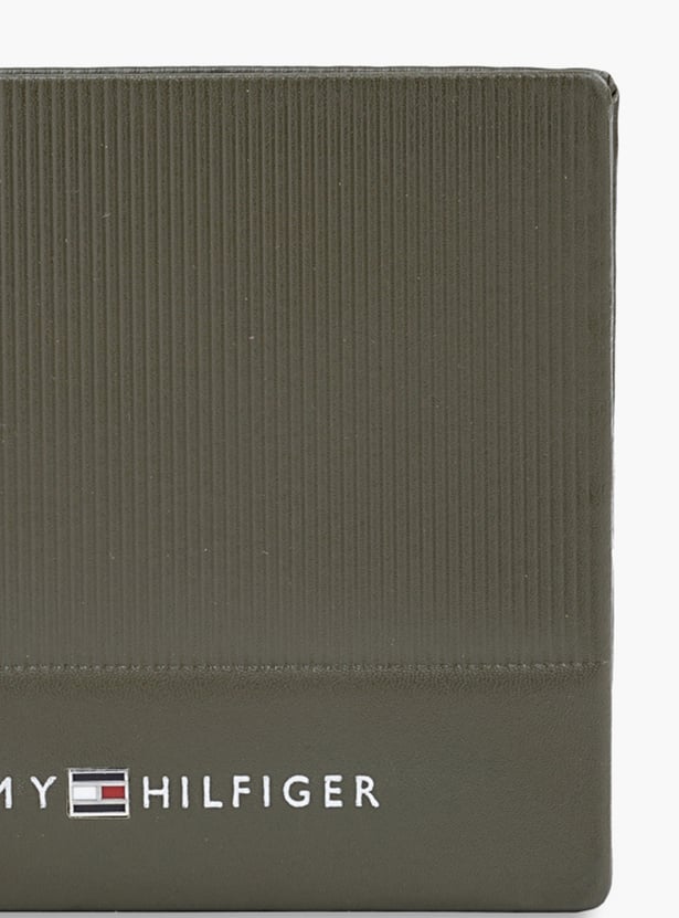 TOMMY HILFIGER Textured Bi-Fold Wallet