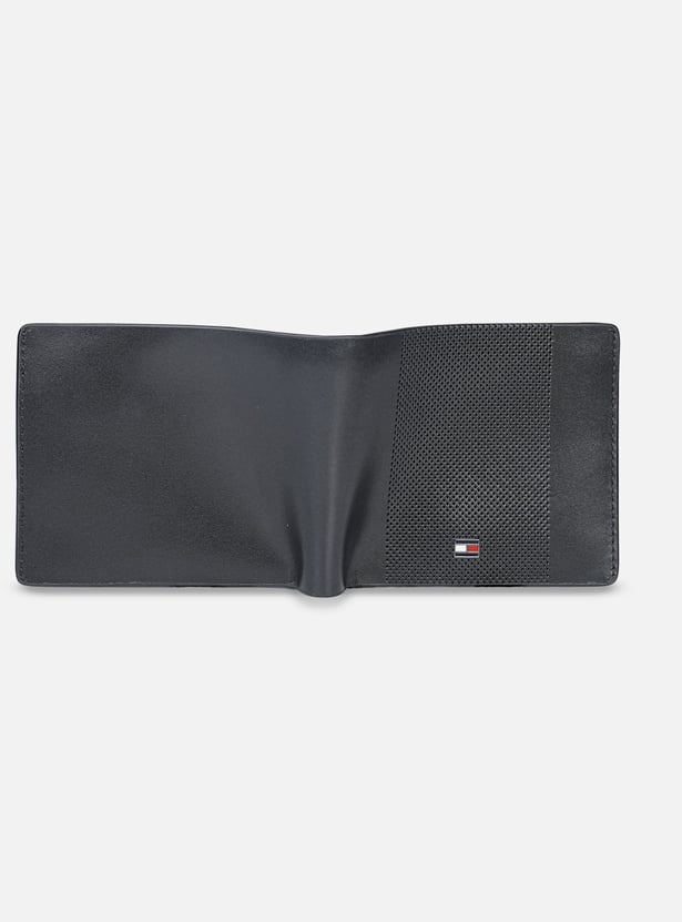 TOMMY HILFIGER Textured Bi-Fold Wallet