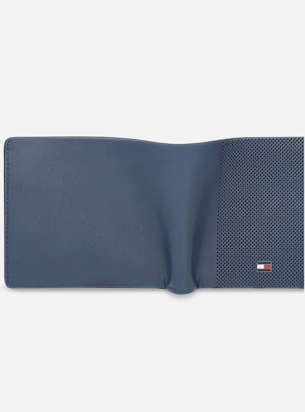 TOMMY HILFIGER Textured Bi-Fold Wallet