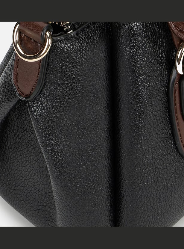 IRTH Textured Handheld Bag