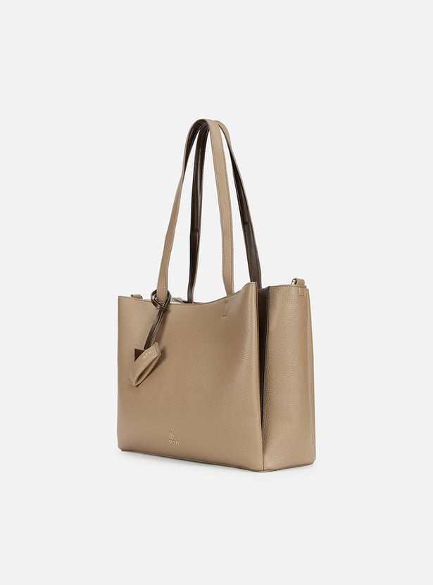 IRTH Textured Shoulder Bag
