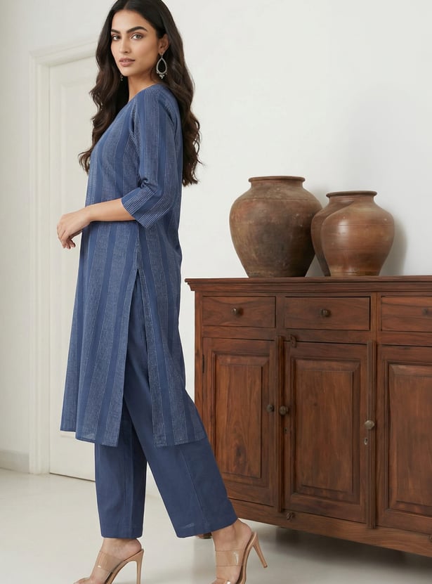 AURELIA Striped Straight Kurta