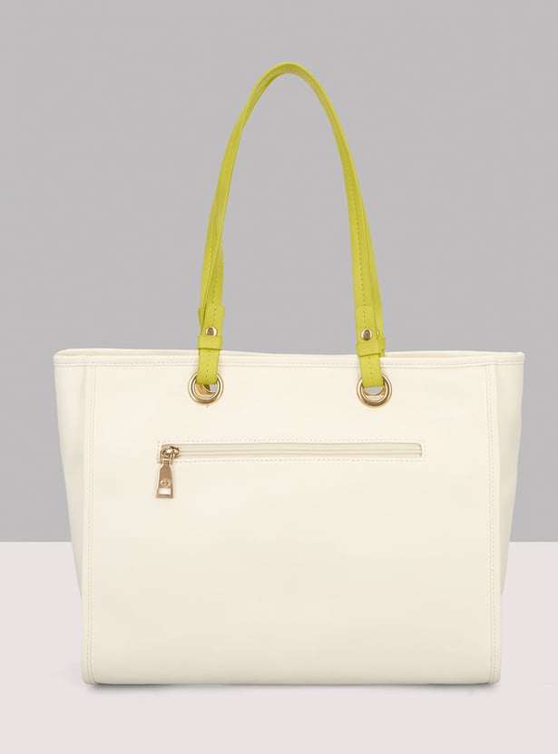 CAPRESE Quilted Shoulder Bag