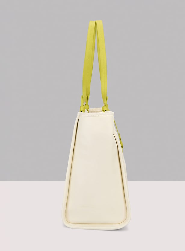 CAPRESE Quilted Shoulder Bag