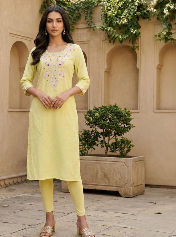AURELIA Embroidered Straight Kurta