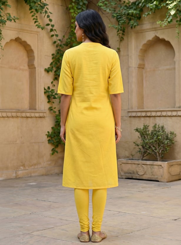 AURELIA Embroidered Straight Kurta