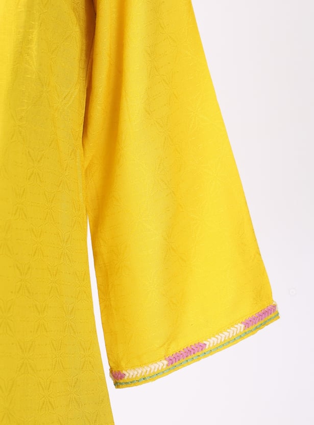 AURELIA Embroidered Straight Kurta