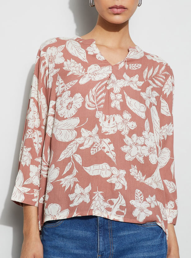 FAME FOREVER Floral Print V-Neck Top
