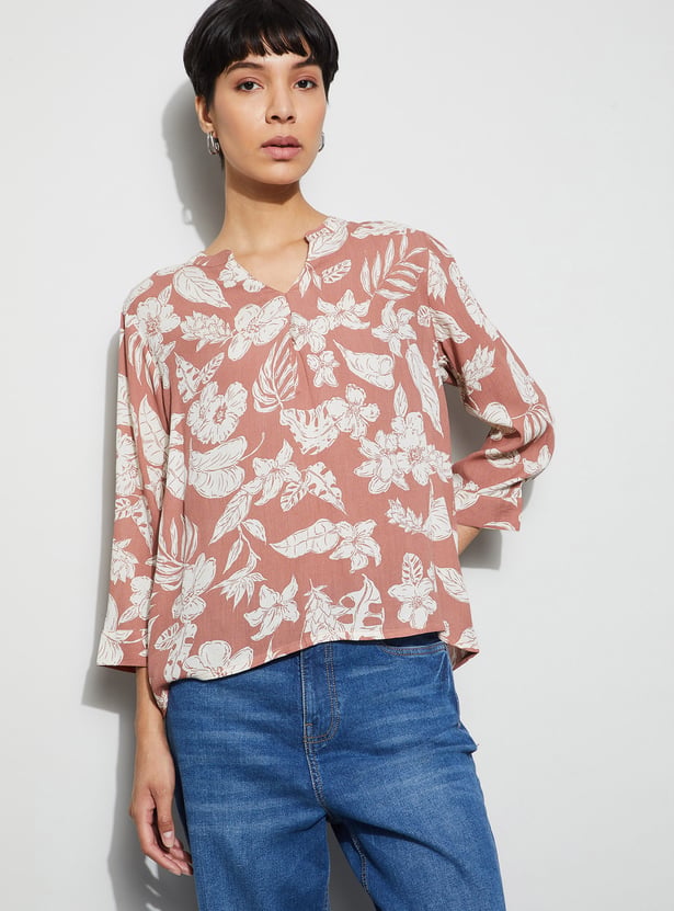 FAME FOREVER Floral Print V-Neck Top