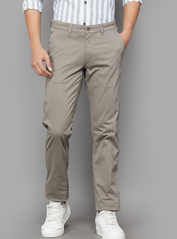 VH SPORTS Solid Slim Tapered Trousers