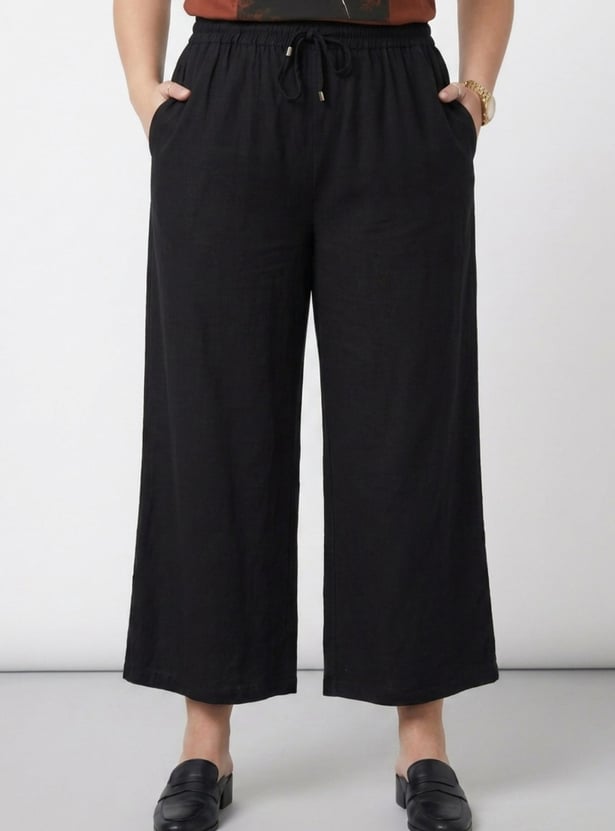 NEXUS Solid Wide-Leg Trousers
