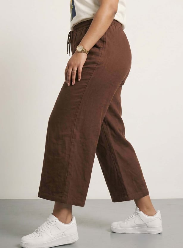 NEXUS Solid Wide-Leg Trousers