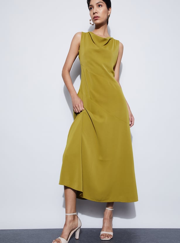 CODE Solid Sleeveless Midi Dress