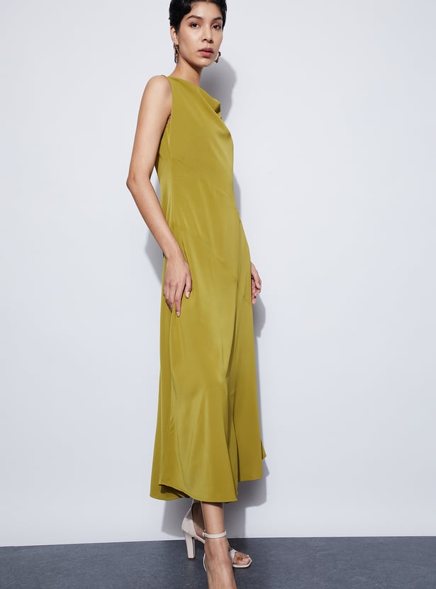 CODE Solid Sleeveless Midi Dress