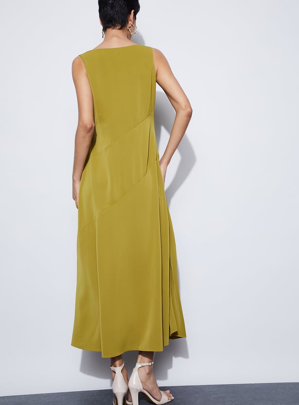 CODE Solid Sleeveless Midi Dress